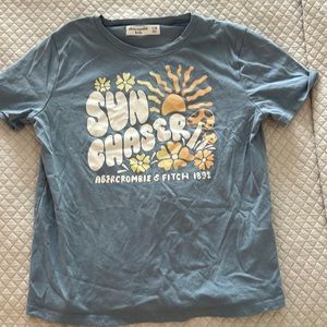 Abercrombie kids size 7/8 girls blue short sleeve tee